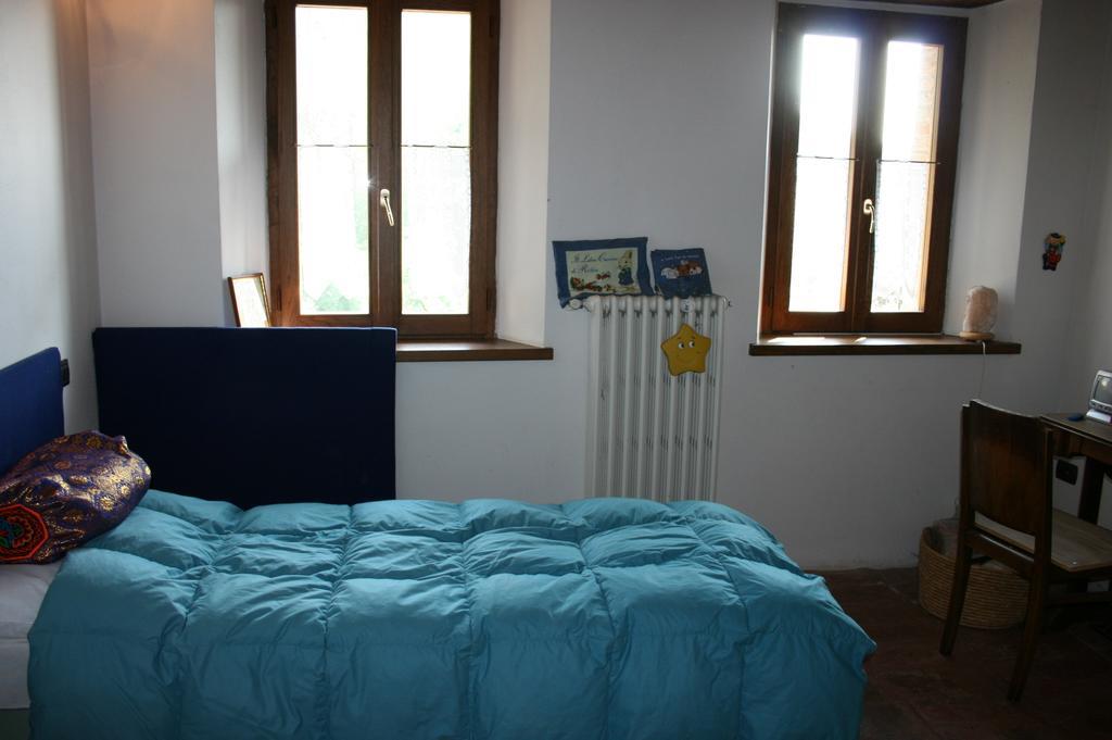 Casa Dell' Abbondanza B&B Agriturismo Vigoleno Room photo
