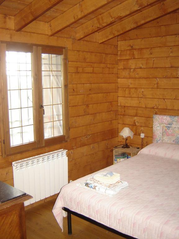 Casa Dell' Abbondanza B&B Agriturismo Vigoleno Room photo