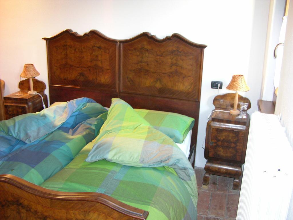Casa Dell' Abbondanza B&B Agriturismo Vigoleno Room photo